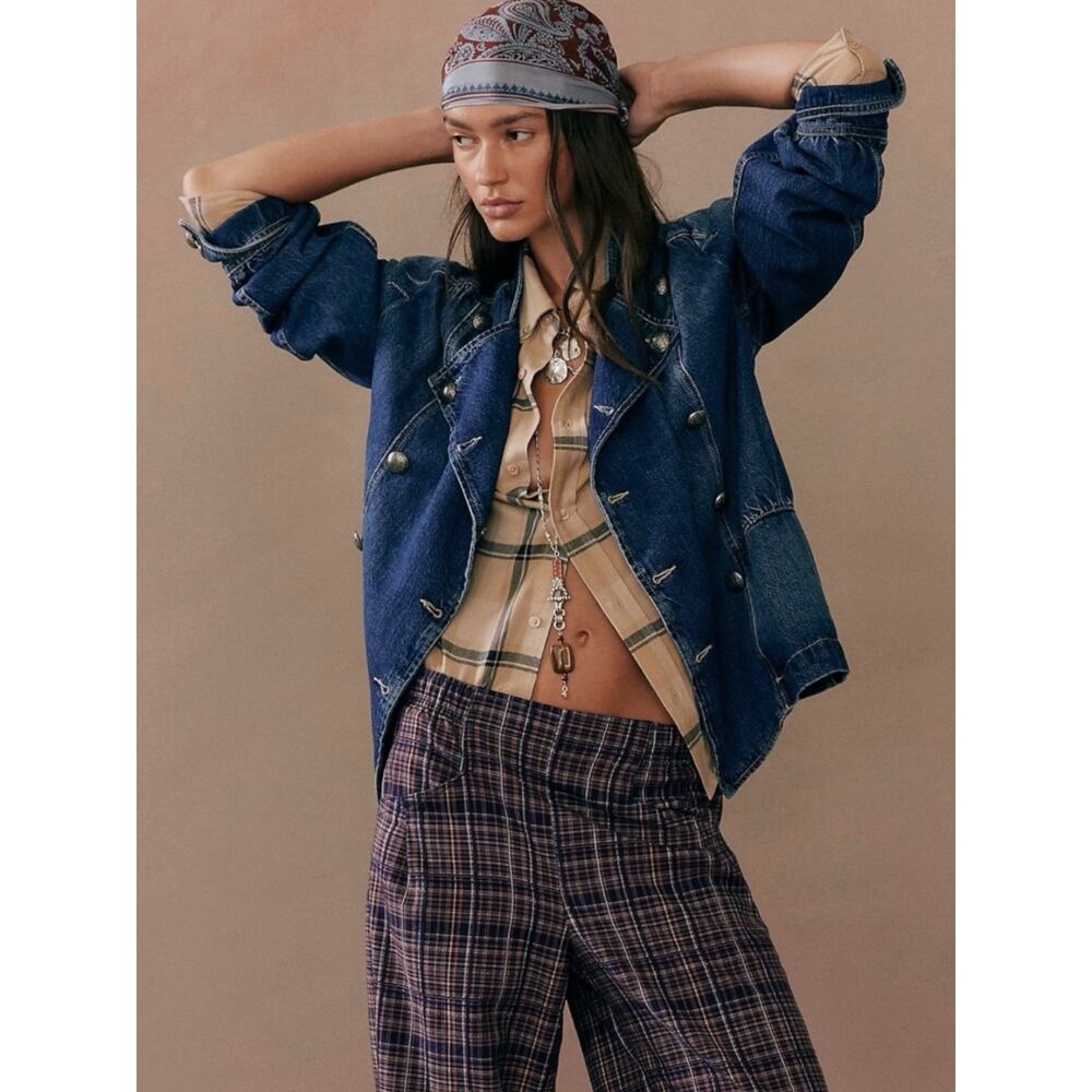 Free People Imogene Denim Officer Jacket in Ensign Wash Medium Military Denim - Picture 4 of 16